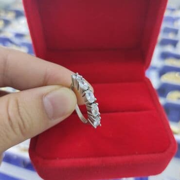 свадебные платья для покрытых: Цена 900сом ____ Серебро 925 пробы Камни фианиты Размеры имеются Есть — 5