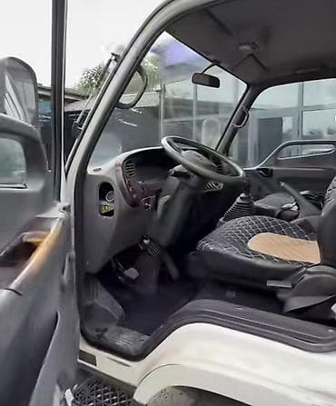 коробка на бус сапог: Hyundai : 2010 г., 2.4 л, Механика, Дизель, Бус — 4