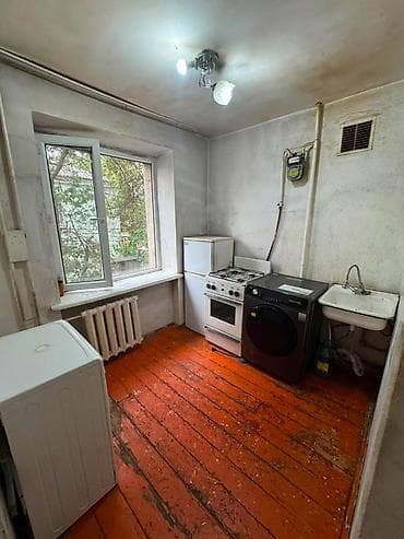 ош базар кв: 2 комнаты, 43 м², Ошский рынок / базар Индивидуалка, 2 этаж, Требуется ремонт — 3