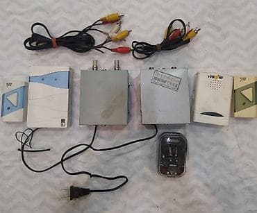 samsung buds plus: Продаю разное электроника и аксессуаров. Состав: - Проводные — 4