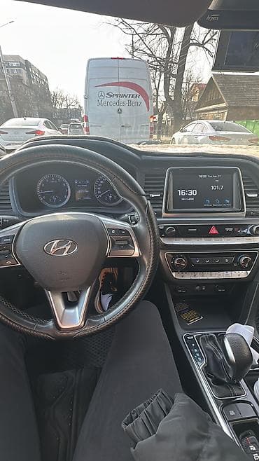 авто для такси: Hyundai Sonata: 2017 г., 2 л, Автомат, Газ, Седан — 2