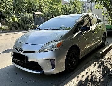 Toyota Prius: 2013 г., 1.8 л, Вариатор, Гибрид, Хэтчбэк — 3