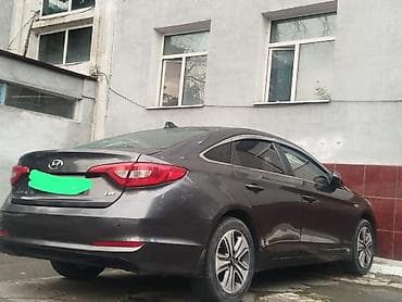Hyundai Sonata: 2018 г., 2 л, Автомат, Газ, Седан