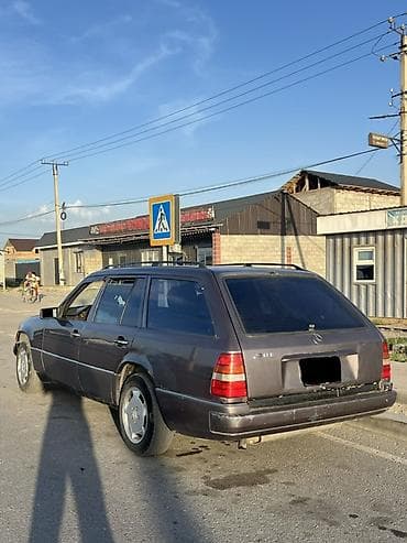outback br: Mercedes-Benz W124: 1994 г., 2.2 л, Автомат, Бензин, Универсал — 3