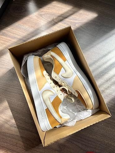 Кроссовки Nike Air Force 1 Low - Модель: низкие кроссовки с