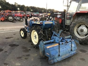 соко тракторго: Продается японский трактор Iseki TU220, с фрезой.Техника в пути есть — 3