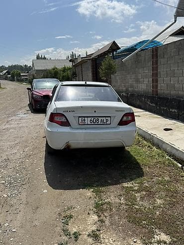 Унаа: Daewoo Nexia: 2012 г., 1.6 л, Кол менен иштөөчү, Бензин, Седан — 3