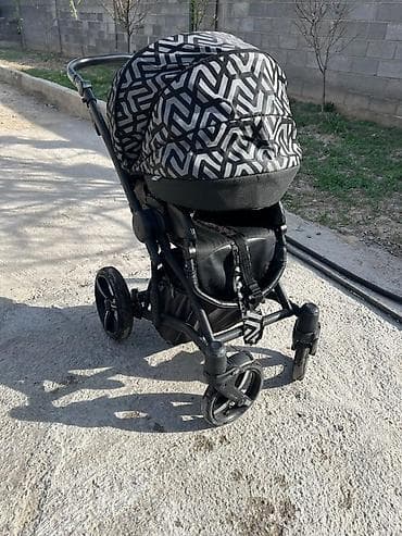 детские машины на аккумуляторе с пультом цена в бишкеке: Коляска, Другой бренд, цвет - Черный, Б/у — 1