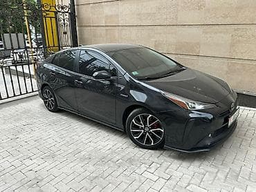 k3 2020: Toyota Prius: 2020 г., 1.8 л, Вариатор, Гибрид, Хэтчбэк — 2