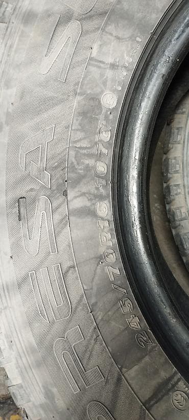 16 lt: Всесезонные шины 245/70/ R16, комплект из 4 шт. MAXXIS цена 5 тысяч за — 2