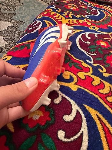 ботый: Футбольные бутсы adidas Predator (без шнурков) - Размер: 40 маломерка — 2