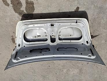 нанос машина: Крышка багажника Toyota, 2003 г., Оригинал — 1