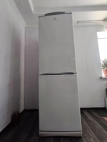s 70: Холодильник Indesit, Двухкамерный, 60 * 196 * 55 — 3