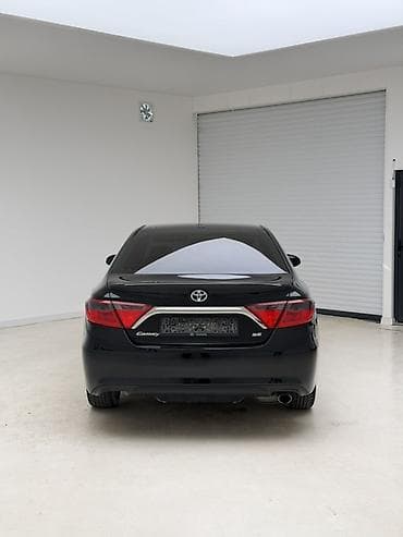 тв на авто: Toyota Camry: 2017 г., 2.5 л, Автомат, Газ, Седан — 2