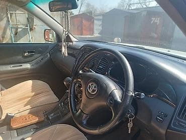 kluger: Toyota Kluger: 2001 г., Автомат, Кроссовер — 4