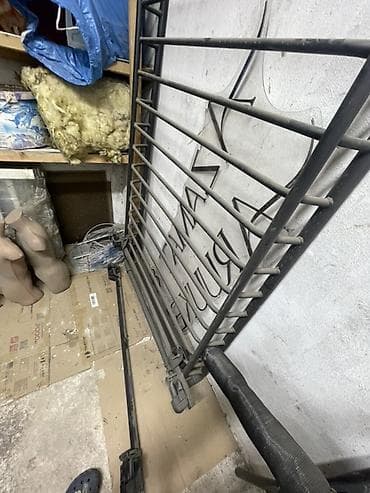 коробка сатам: Продаётся металлический авто бокс На любую марку машины Скидка будет — 2
