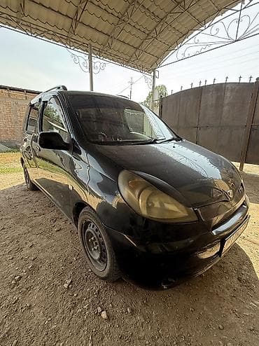 делать: Toyota Funcargo: 2000 г., 1.5 л, Автомат, Бензин, Хэтчбэк — 4