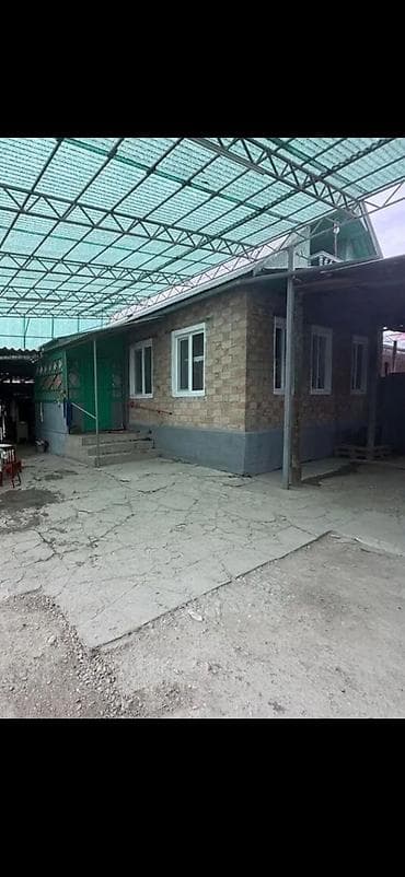 сдаю ком: 68 м², 4 комнаты, Забор, огорожен — 1