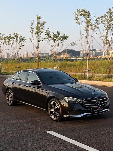 буфер авто: Mercedes-Benz E-Class: 2021 г., Седан — 2