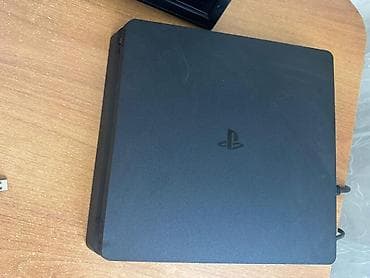 Sony PlayStation: Игровая консоль Sony PlayStation 4 Slim + комплект игр и аксессуаров — 1