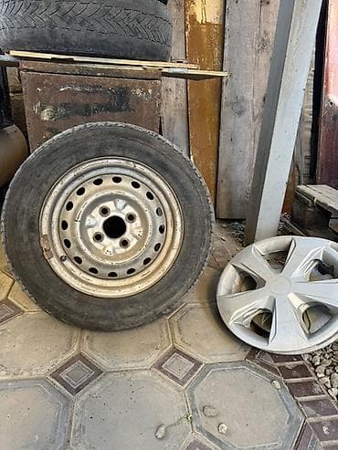 купить диск на машину: Колеса в сборе 175 / 70 / R 13, Зима, Б/у, Комплект, Легковые, Железные, отверстий - 4 — 1