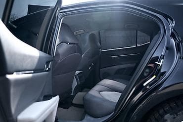 step 2: Toyota Camry: 2019 г., 2.5 л, Автомат, Бензин, Седан — 7