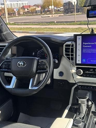 стол для срв: Toyota Sequoia: 2023 г., 3.5 л, Автомат, Гибрид, Внедорожник — 5