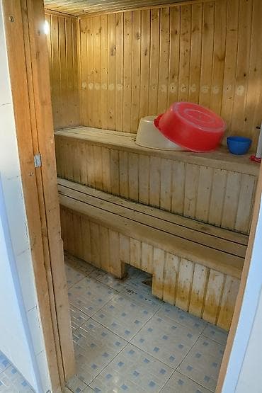 дом по советской: Продаю двухэтажный дом, (полдома, но с отдельными воротами и двором) — 10