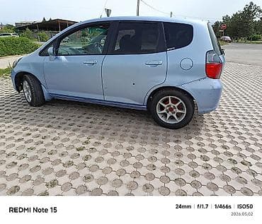 daihatsu hijet: Honda Fit: 2002 г., 1.3 л, Вариатор, Бензин, Хэтчбэк — 4