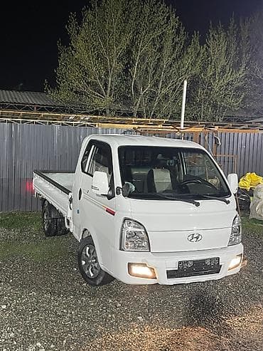 b class: Легкий грузовик, Hyundai, Стандарт — 1