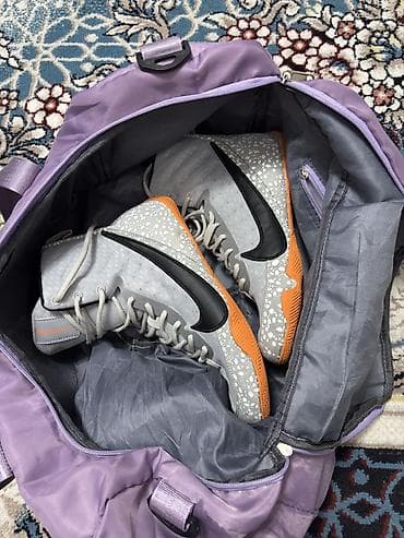 Эркектердин кроссовкасы, 42, Nike, Жаңы, түсү - Боз