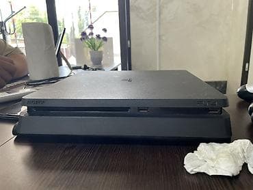 Игровая консоль Sony PlayStation 4 Slim (PS4) - Модель: PS4 Slim с