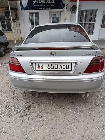 Honda Accord: 1999 г., 1.8 л, Механика, Бензин, Седан