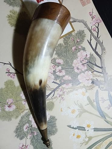 поилки для курей: Питьевой рог из натурального бычьего рога с металлической окантовкой — 2