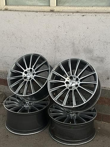 Литые Диски R 19 AMG, Комплект, отверстий - 5, Б/у at lalafo.kg Литые Диски R 19 AMG, Комплект, отверстий - 5, Б/у