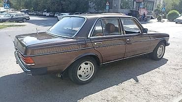 bud e9: Mercedes-Benz W123: 1984 г., Седан — 4