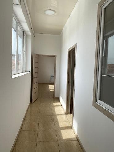 агенство кыргыз недвижимость: Аренда офисов, 270 м², 1 линия — 9