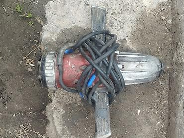 электра инструменты: Электрический отбойный молоток (бетонолом) - Питание: сеть 220 В — 3