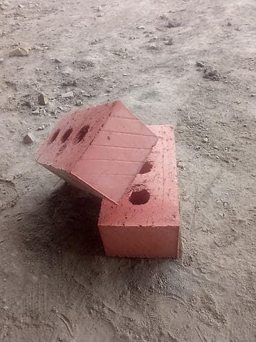 гладить: Керамический пустотелый кирпич (красный) - Материал: обожжённая глина — 3