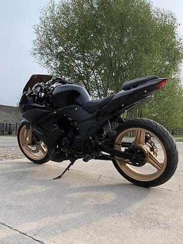 телескопическая вилка: 250куб, 2012год, пробег 8-10тыс. Бензиновый расход 3-4 литра на — 6