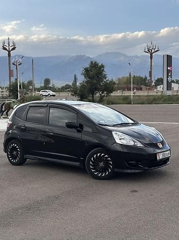 toyota cube: Honda Jazz: 2010 г., 1.5 л, Автомат, Бензин, Хэтчбэк — 2
