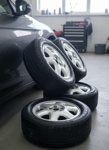 не нужные шины: Литые Диски R 15 Комплект, отверстий - 4, Б/у — 1