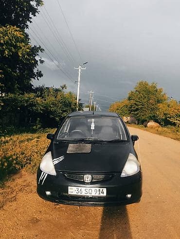 авто каран: Honda Fit: 2002 г., Автомат, Бензин, Хэтчбэк — 1
