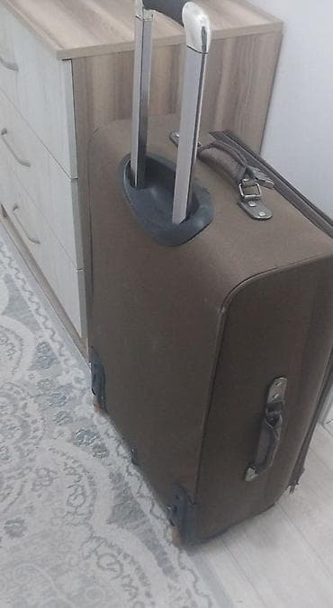 чехол для чемодана: Чемодан, Материал: Полиэстер, Большой (более 70 л), На колесах — 2