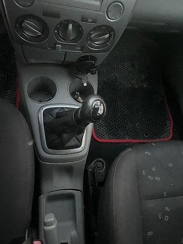 мазда fk: Mazda 2: 2004 г., 1.4 л, Типтроник, Бензин, Седан — 7