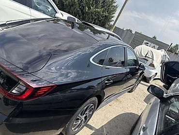 Hyundai Sonata: 2022 г., 2 л, Гибрид, Седан — 9
