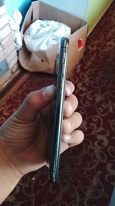 айфон на кредит: IPhone X, Б/у, 64 ГБ, Черный, Чехол, Кабель, 82 % — 10