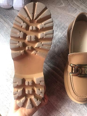 Women's Sneakers and athletic shoes: Продаю лоферы. Купила недавно, размер большой. Ношу 36,5 и купила 37 — 4