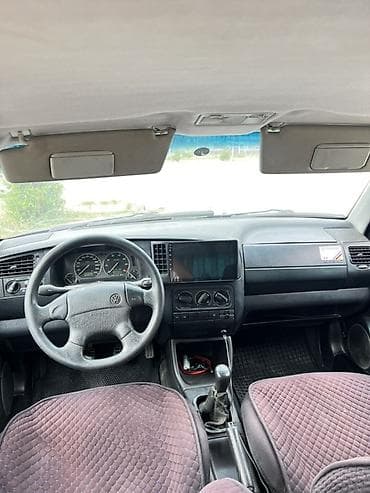 фолькваген вента: Volkswagen Golf: 1993 г., Механика, Хэтчбэк — 4
