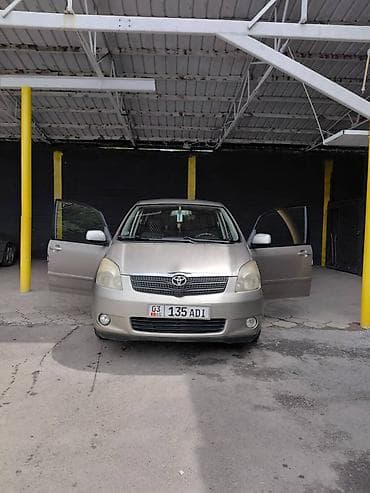 ноах запчасти: Toyota Corolla Verso: 2002 г., 1.6 л, Механика, Бензин, Минивэн — 7